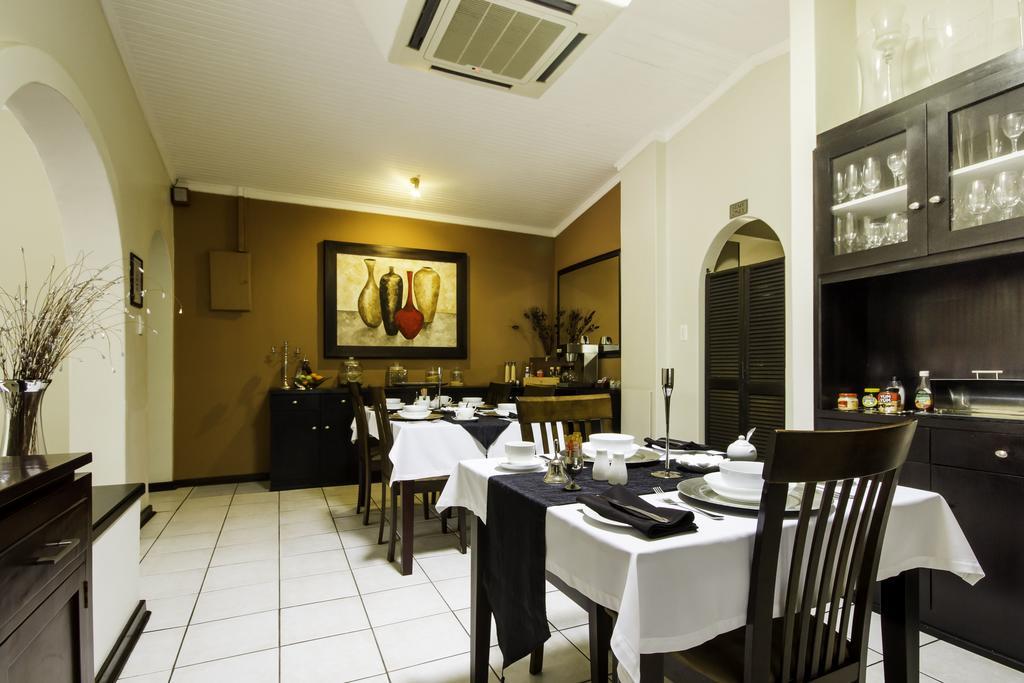 @The Villa Guest House Bloemfontein Esterno foto